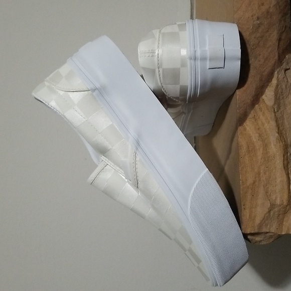 NEW! Vans Classic Slip-On Stackform Checkerboard (Price Firm) - Picture 4 of 6